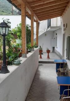 San Pio delle Camere Bed & Breakfast | La grotta di nonno Vittorio