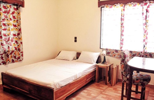 Littoral Department House | La Guesthouse Casabella