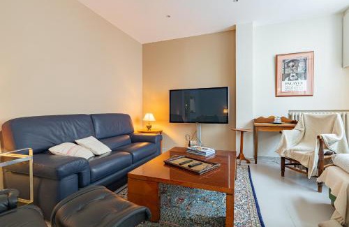 Chabeuil Villa | La Halle - Maison de village