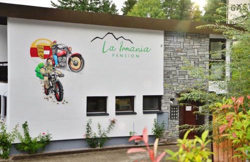 Ledenitzen Bed & Breakfast | La Irmania Pension
