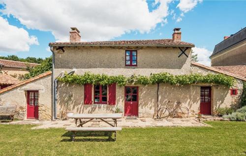 Airvault Bed & Breakfast | La Jariette