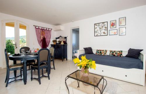 Cabris Apartment | La Joliette - Parking privé et piscine partagée