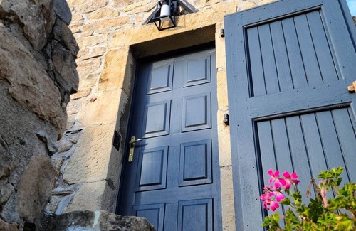 Gatuzieres Apartment | LA JONTE AND ITS LOFT (9 pers.)