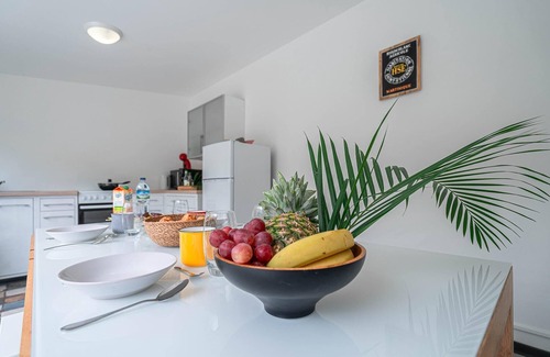 Saint-Pierre Villa | La Kaz'Oranj - Two Bedroom Villa, Sleeps 4