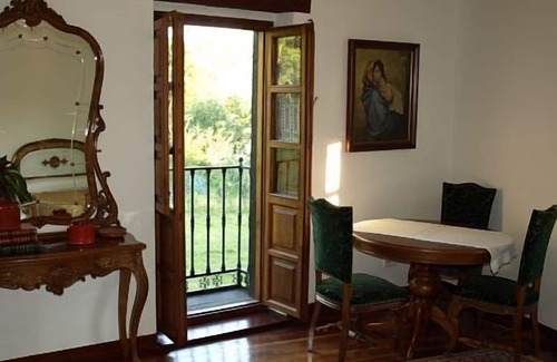 Pamanes Cottage | La Lastra Rural Cottage for 8 people
