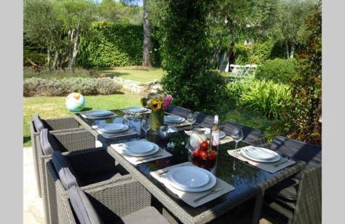 Tourrettes-sur-Loup Villa | La Lavande