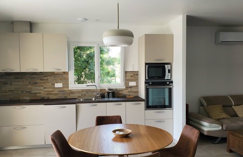 Lavilledieu House | La Madé superb 4* air-conditioned gîte with secure private swimming pool