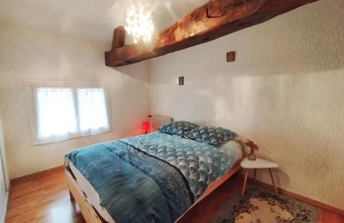 Pagny-le-Chateau House | La Maison aux Volets Bleus