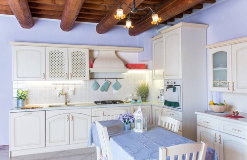 Lugo Bed & Breakfast | La Maison B&B