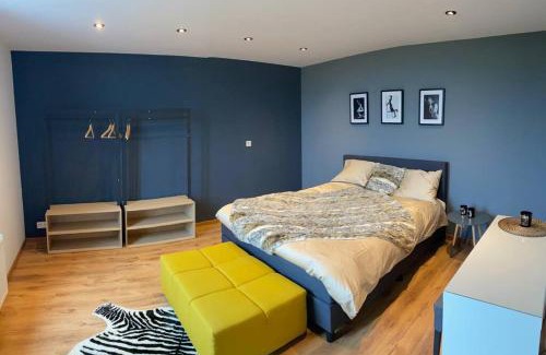 Suarlee House | La Maison Blanche
