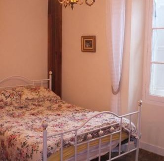 Exideuil House | La Maison Bleue