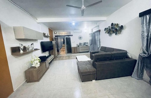 Sada Apartment | La maison bleue
