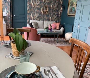 Maillets - Bellevue House | La maison Cattleya