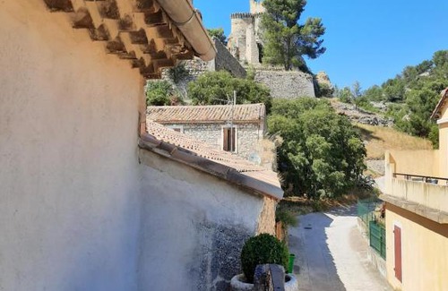 Boulbon Apartment | La Maison comtale du Puit Neuf