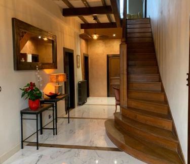 Estancarbon House | La Maison d'Amalaurille