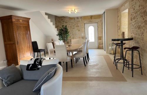 Saint-Aubin-de-Branne House | La maison de Charles