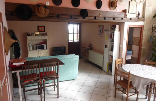 Effiat House | La Maison de Barbara
