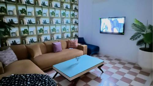 Ville Nouvelle Apartment | La Maison De Bonheur