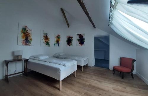 Trie-Chateau House | La Maison de Colette