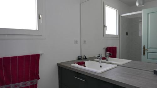 Ruelle-sur-Touvre House | La maison de Edgar