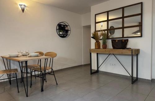 Boulbon Apartment | La Maison de Emma
