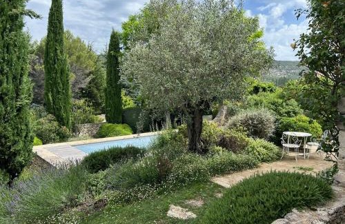 Beaumont-du-Ventoux Bed & Breakfast | La Maison de Piolon
