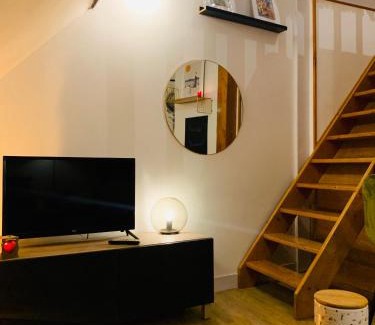 Sens Apartment | La maison de Nina
