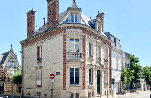 Troyes Bed & Breakfast | La Maison de Reina