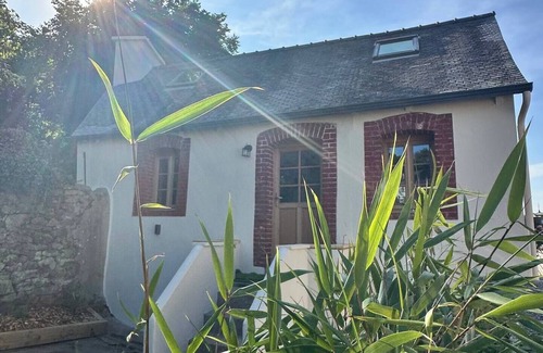 Pontrieux House | La Maison de Victoire et Alix - house with garden in the heart of Pontrieux