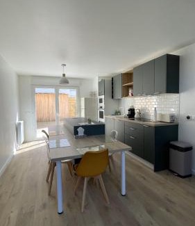 Benouville House | LA MAISON DE VIRGINIE