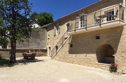 Pernand-Vergelesses House | La Maison des Belles Filles