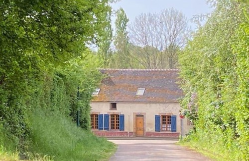 Tannerre-en-Puisaye House | La maison des 3 sœurs Séjour familial en Bourgogne