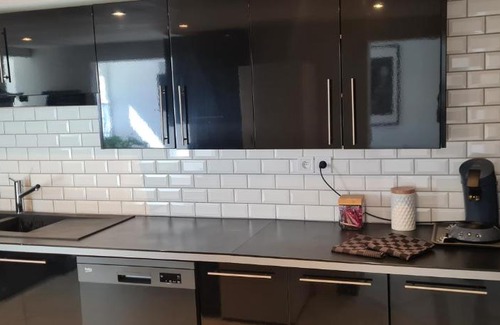 Champ-du-Boult Apartment | La maison du bonheur et son jacuzzi sur terasse