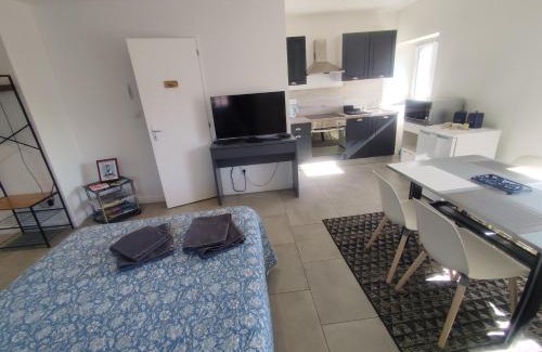 Firminy Bed & Breakfast | La Maison du bonheur