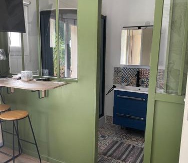 Thaims House | La Maison du Bonheur