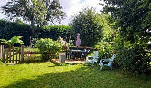 Clayes House | La Maison du Haut Plessix