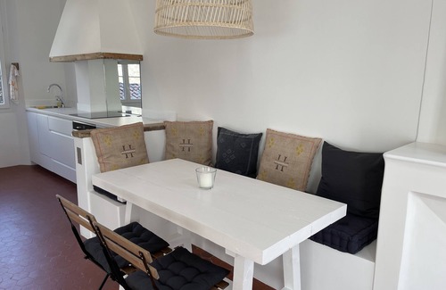 Le Suquet Apartment | La Maison du Pêcheur, Charme au Coeur de Cannes