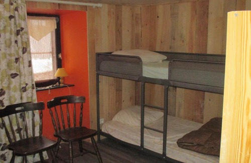 Espinchal Hostel | la maison du randonneur
