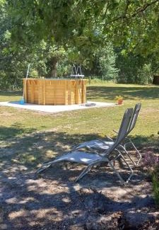 Trensacq House | La maison du ruisseau
