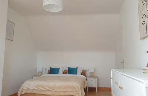 Josselin House | La Maison Fleurie
