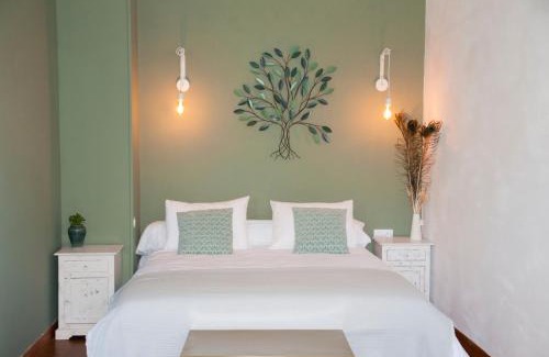 Saint-Germain-sur-Seves Bed & Breakfast | La Maison des Tilleuls