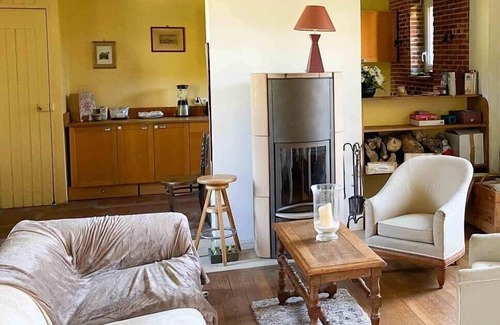 Le Merlerault House | La Maison Louisette: space and calm