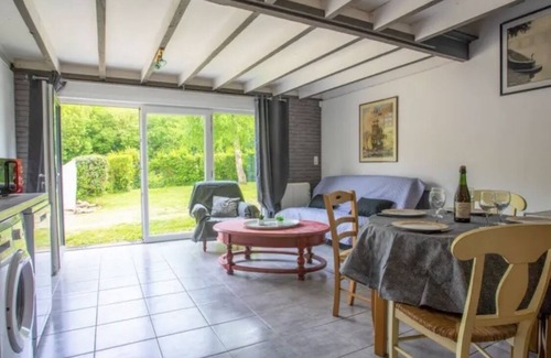 Saint-Briac-sur-Mer House | La Maison Maeflo. Les Plus Beaux Souvenirs de Vacances en Famille ou Entre Amis