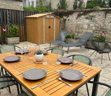 Tonnerre Apartment | La maison papillon