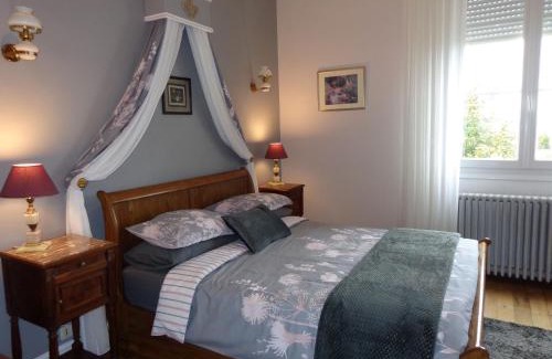 L'Isle-Jourdain Bed & Breakfast | La Maison Ribotteau