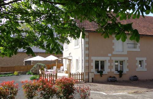 L'Isle-Jourdain Bed & Breakfast | La Maison Ribotteau