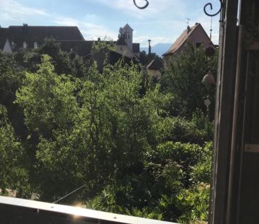 Ostheim House | La maison rouge