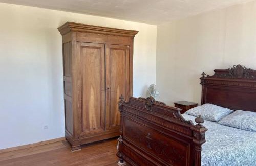 Aulnay House | La Maison Saint Pierre, Aulnay