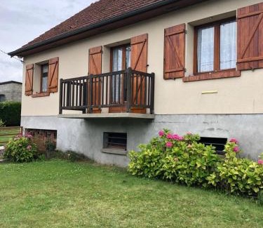Vieux-Rouen-sur-Bresle House | La Maison Trèfle