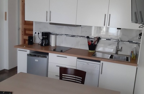 Cronenbourg Est Apartment | La maison verte, a charming and modern two-room apartment
